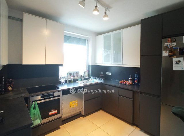 Eladó ikerház, Érden 113 M Ft, 5 szobás / költözzbe.hu