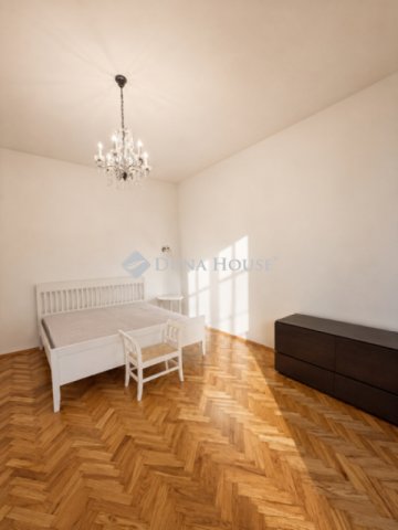 Kiadó téglalakás, albérlet, Budapesten, V. kerületben, 3 szobás