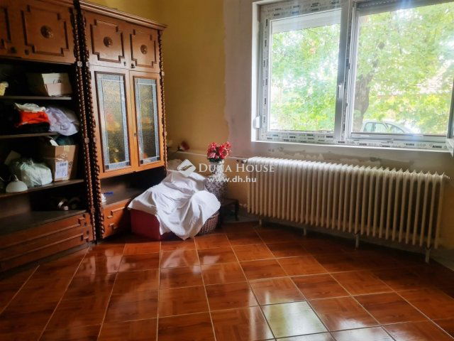Eladó családi ház, Enyingen 43.5 M Ft, 6 szobás
