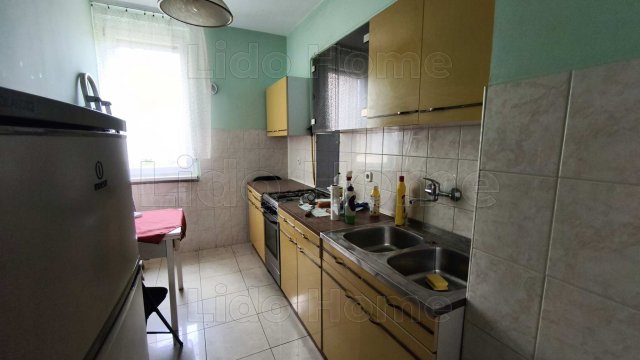 Eladó téglalakás, Nagykanizsán 32 M Ft, 2 szobás