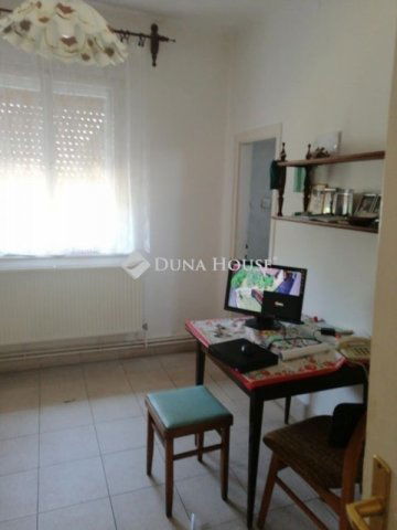 Eladó családi ház, Egyeken 17 M Ft, 1 szobás