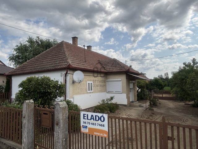 Eladó családi ház, Nagydoboson 10.9 M Ft, 2 szobás