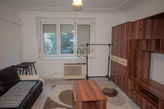 Eladó téglalakás, Nyíregyházán 36.3 M Ft, 1 szobás