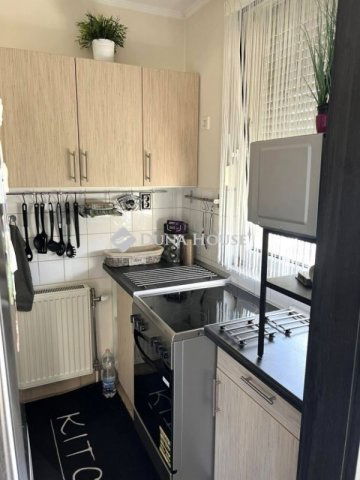 Eladó téglalakás, Budapesten, XVIII. kerületben 70.9 M Ft