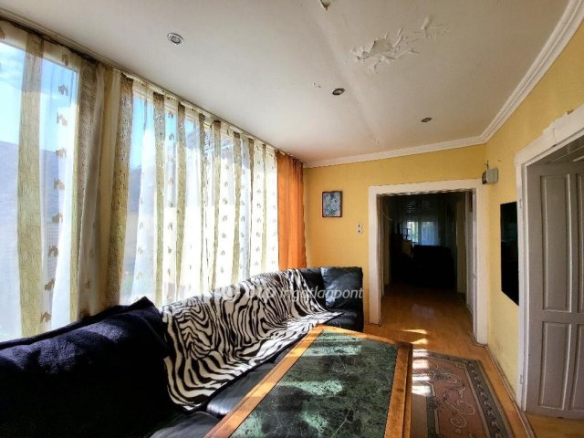 Eladó családi ház, Tengődön 28 M Ft, 4 szobás