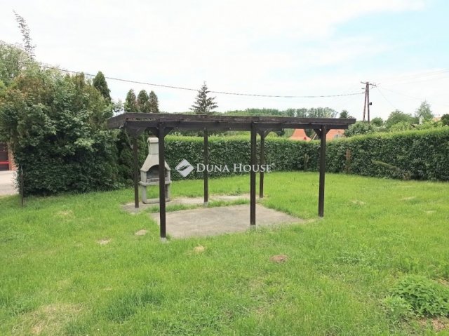 Eladó családi ház, Zalaegerszegen 59.9 M Ft, 2 szobás