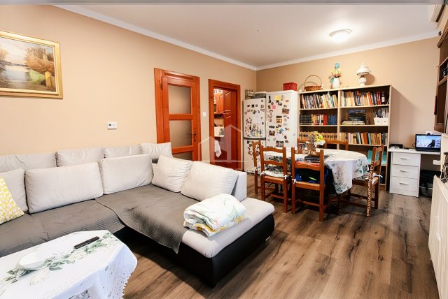 Eladó sorház, Balatonfűzfőn, Iglói utcában 89.9 M Ft, 4 szobás