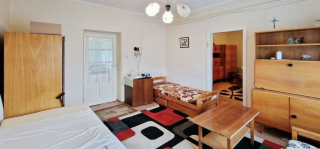 Eladó családi ház, Nézsán 32.9 M Ft, 2 szobás