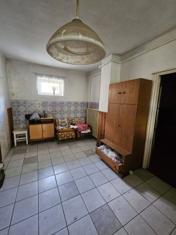 Eladó családi ház, Bakonybélben 43 M Ft, 3 szobás