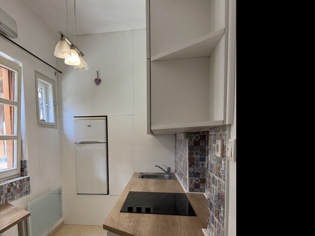 Eladó nyaraló, Balatonalmádiban 59.6 M Ft, 1+2 szobás