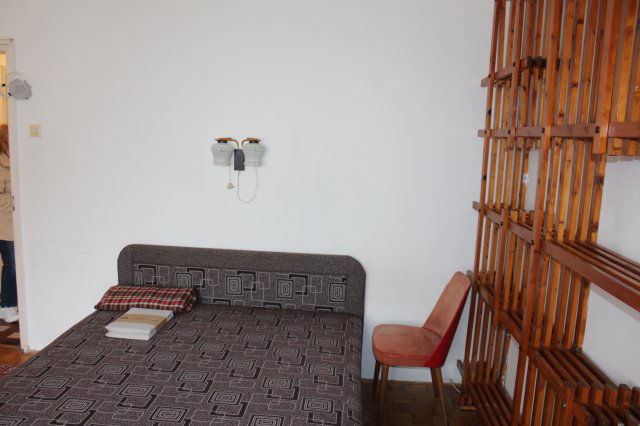 Kiadó téglalakás, albérlet, Debrecenben, Poroszlay úton