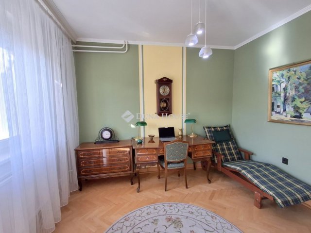 Eladó sorház, Nyíregyházán 94.9 M Ft, 6 szobás