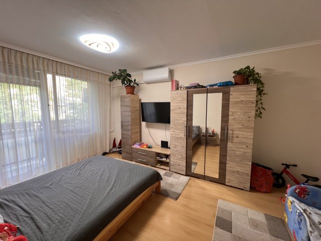 Eladó téglalakás, Nyíregyházán 46.5 M Ft, 1+2 szobás