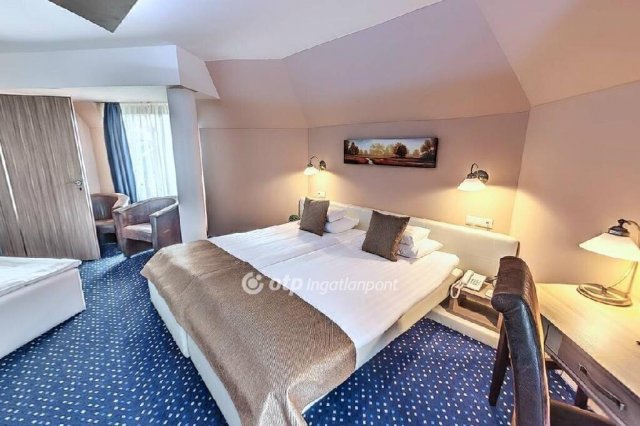 Eladó hotel, Velencén 990 M Ft / költözzbe.hu