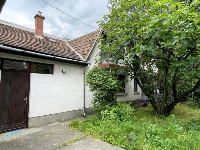 Eladó családi ház, Budapesten, XX. kerületben 80 M Ft, 5 szobás