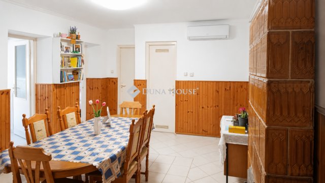 Eladó családi ház, Debrecenben 102 M Ft, 4 szobás