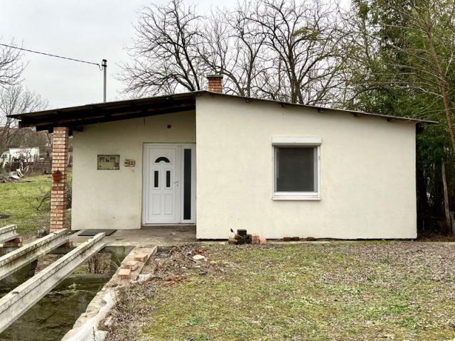 Eladó családi ház, Szentmártonkátán 19.9 M Ft, 1+1 szobás