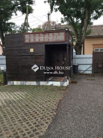 Eladó hotel, Budapesten, IV. kerületben 500 M Ft, 26 szobás