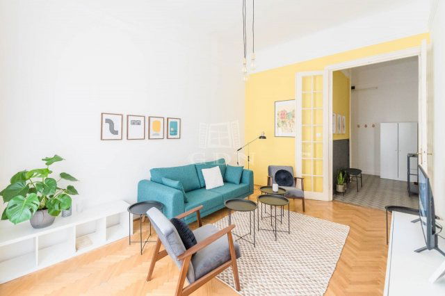 Kiadó téglalakás, albérlet, Budapesten, V. kerületben, 2 szobás