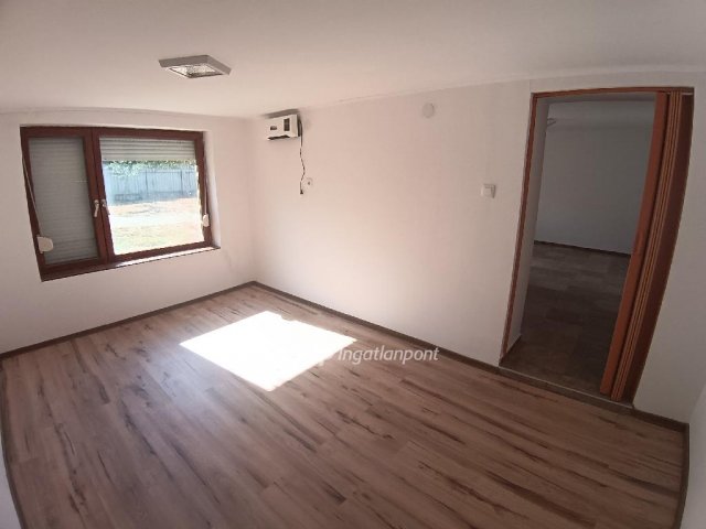 Eladó családi ház, Mezőtúron 21 M Ft, 1+3 szobás
