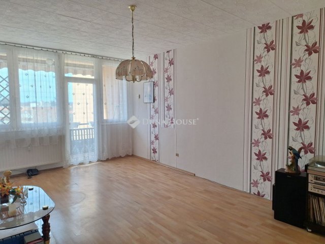 Eladó téglalakás, Szombathelyen 42.9 M Ft, 2 szobás