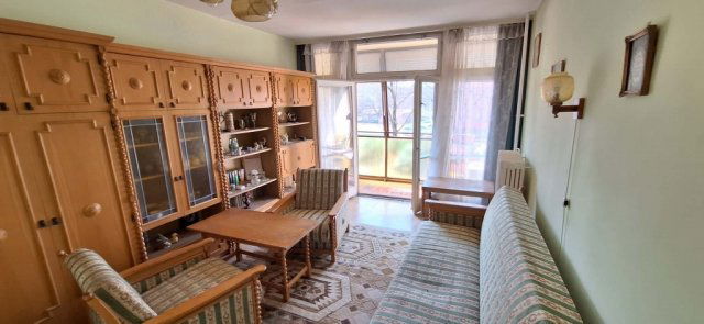 Eladó panellakás, Pécsett 39.9 M Ft, 2 szobás