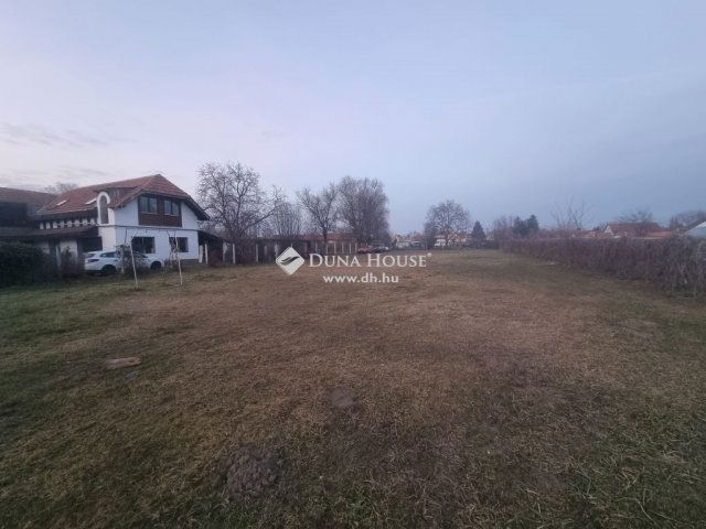 Eladó családi ház, Monoron 47.9 M Ft, 2 szobás