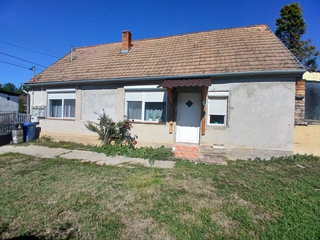 Eladó családi ház, Vokányon 19.9 M Ft, 2 szobás