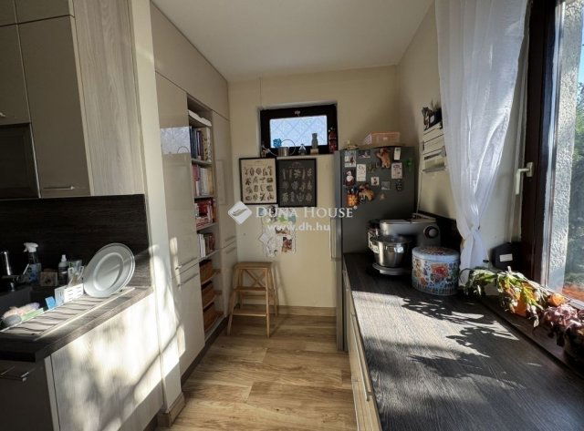 Eladó családi ház, Budapesten, XVIII. kerületben 149.9 M Ft