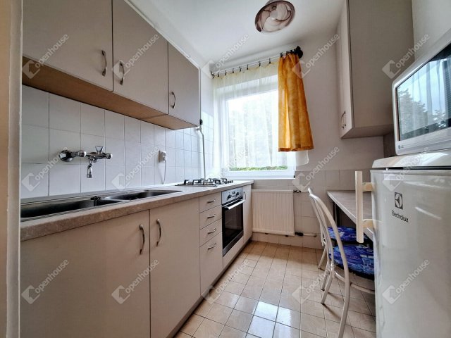 Kiadó téglalakás, albérlet, Győrött 200 E Ft / hó, 2 szobás