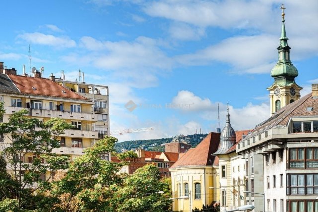 Eladó téglalakás, Budapesten, I. kerületben 156 M Ft, 3 szobás