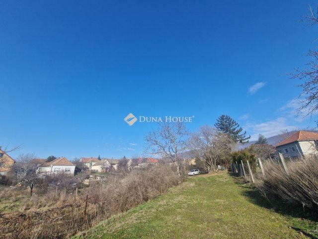 Eladó telek, Kővágószőlősön, Mókus utcában 14.5 M Ft