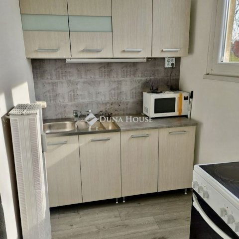 Eladó panellakás, Budapesten, XXI. kerületben 47.9 M Ft, 2 szobás