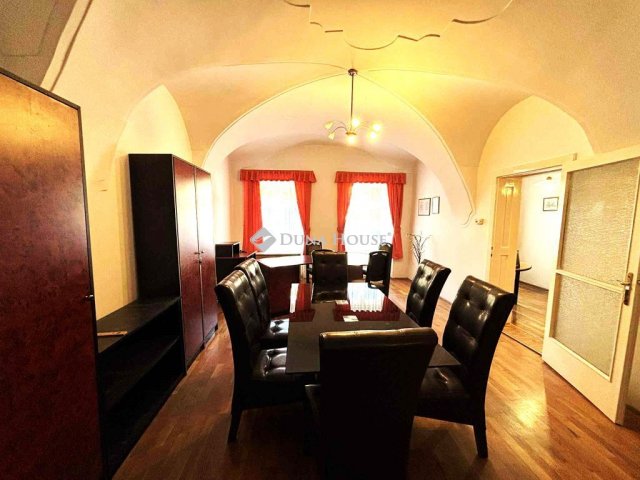 Kiadó téglalakás, albérlet, Mosonmagyaróváron 200 E Ft / hó