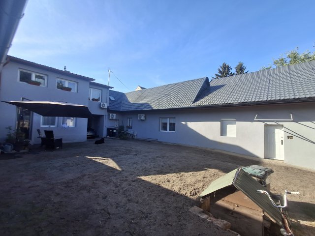 Eladó családi ház, Esztergomban 165 M Ft, 7 szobás