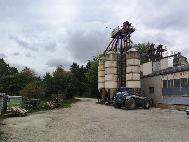 Eladó ipari ingatlan, Ajkán 511.39 M Ft / költözzbe.hu