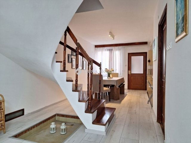 Eladó családi ház, Kecskeméten 126.9 M Ft, 5 szobás