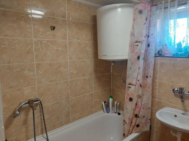 Eladó családi ház, Szalaszenden 16.5 M Ft, 2 szobás