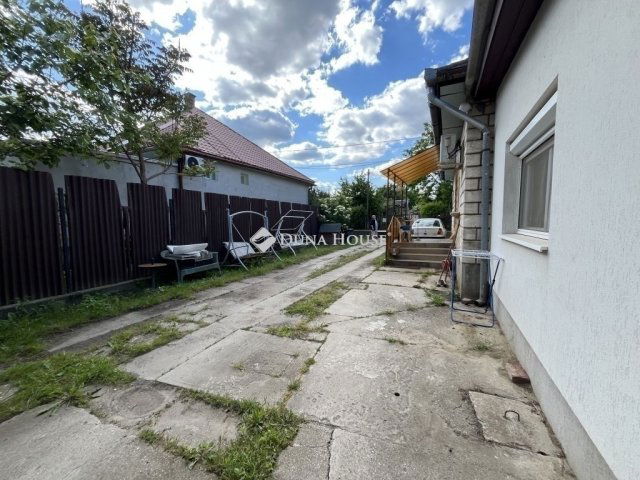 Eladó családi ház, Monorierdőn 60 M Ft, 4 szobás