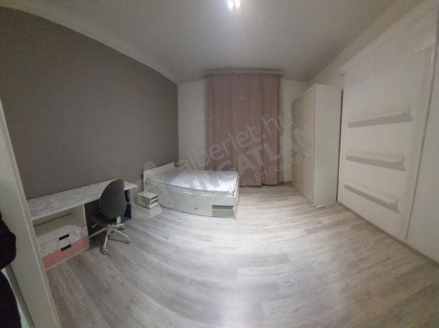 Kiadó téglalakás, albérlet, II. kerületben, Margit körúton