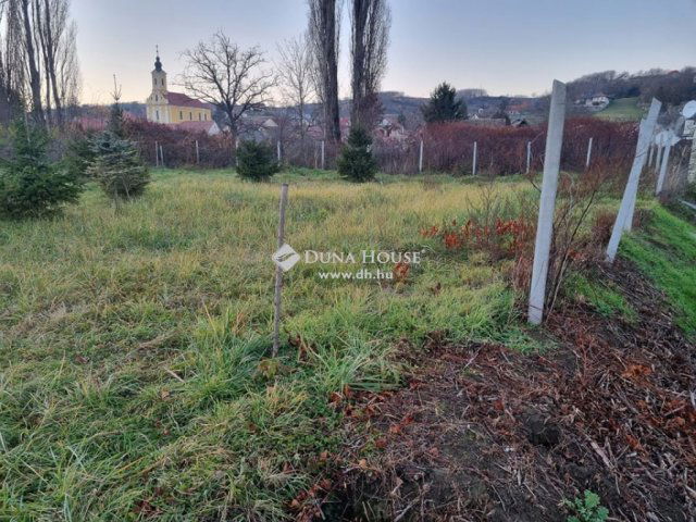 Eladó telek, Mecseknádasdon 12 M Ft / költözzbe.hu