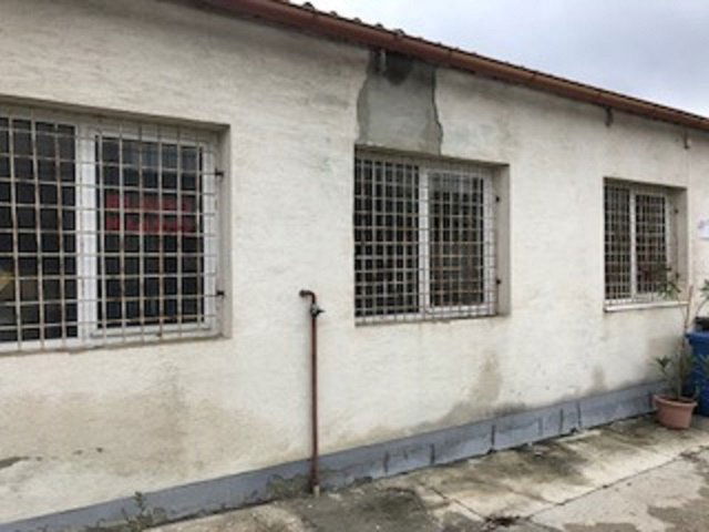 Kiadó ipari ingatlan, Székesfehérvárott 40 E Ft / hó, 3 szobás