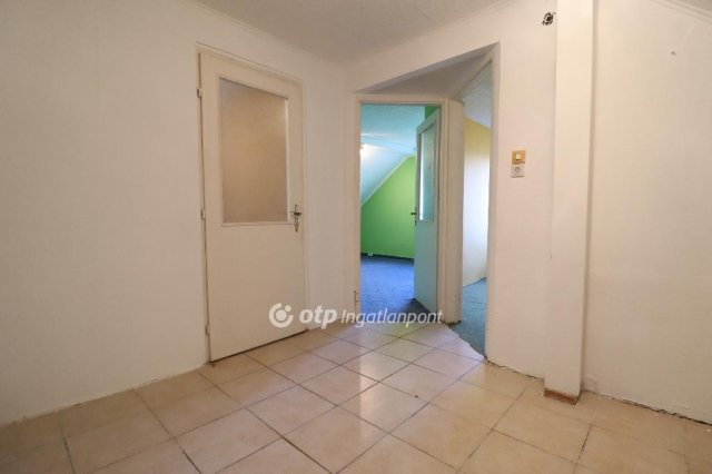 Eladó családi ház, Ráckevén 60 M Ft, 4 szobás