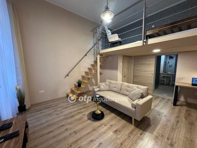 Eladó téglalakás, Budapesten, VII. kerületben 66.3 M Ft