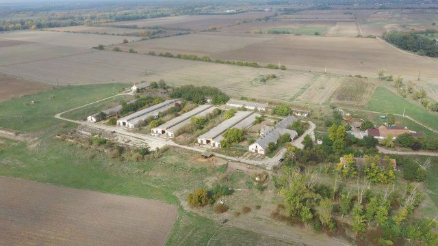 Eladó ipari ingatlan, Rákóczifalván 350 M Ft