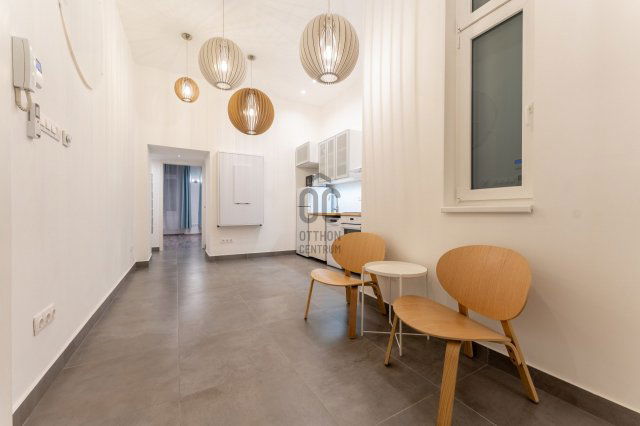 Eladó téglalakás, Budapesten, VIII. kerületben 86 M Ft, 3 szobás