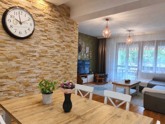 Eladó téglalakás, Szekszárdon, Cseri János utcában 83 M Ft