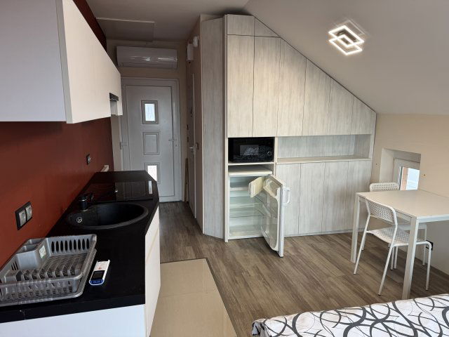 Kiadó téglalakás, albérlet, Balatonalmádiban 100 E Ft / hó