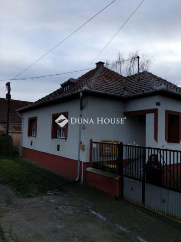 Eladó családi ház, Hatvanban 80 M Ft, 2 szobás