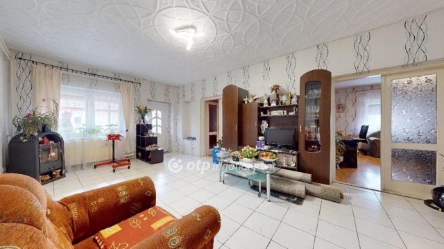 Eladó családi ház, Alsózsolcán 44.9 M Ft, 2 szobás